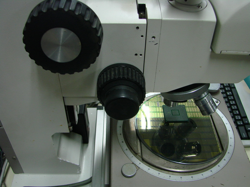 Used Hisomet 11 (DH11) Measuring Microscope XYZ