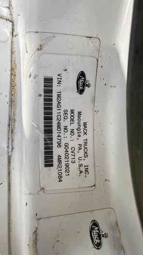 Used 2004 Mack CV713 Granite