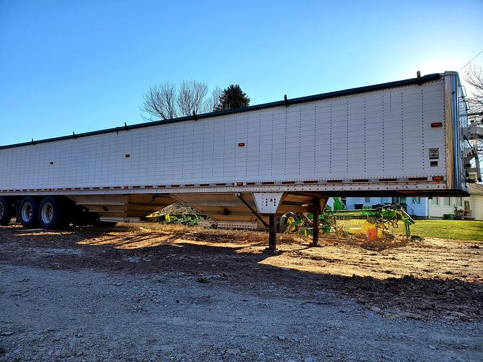 Used 2011 Wilson DWH500 PaceSetter Hopper Trailer