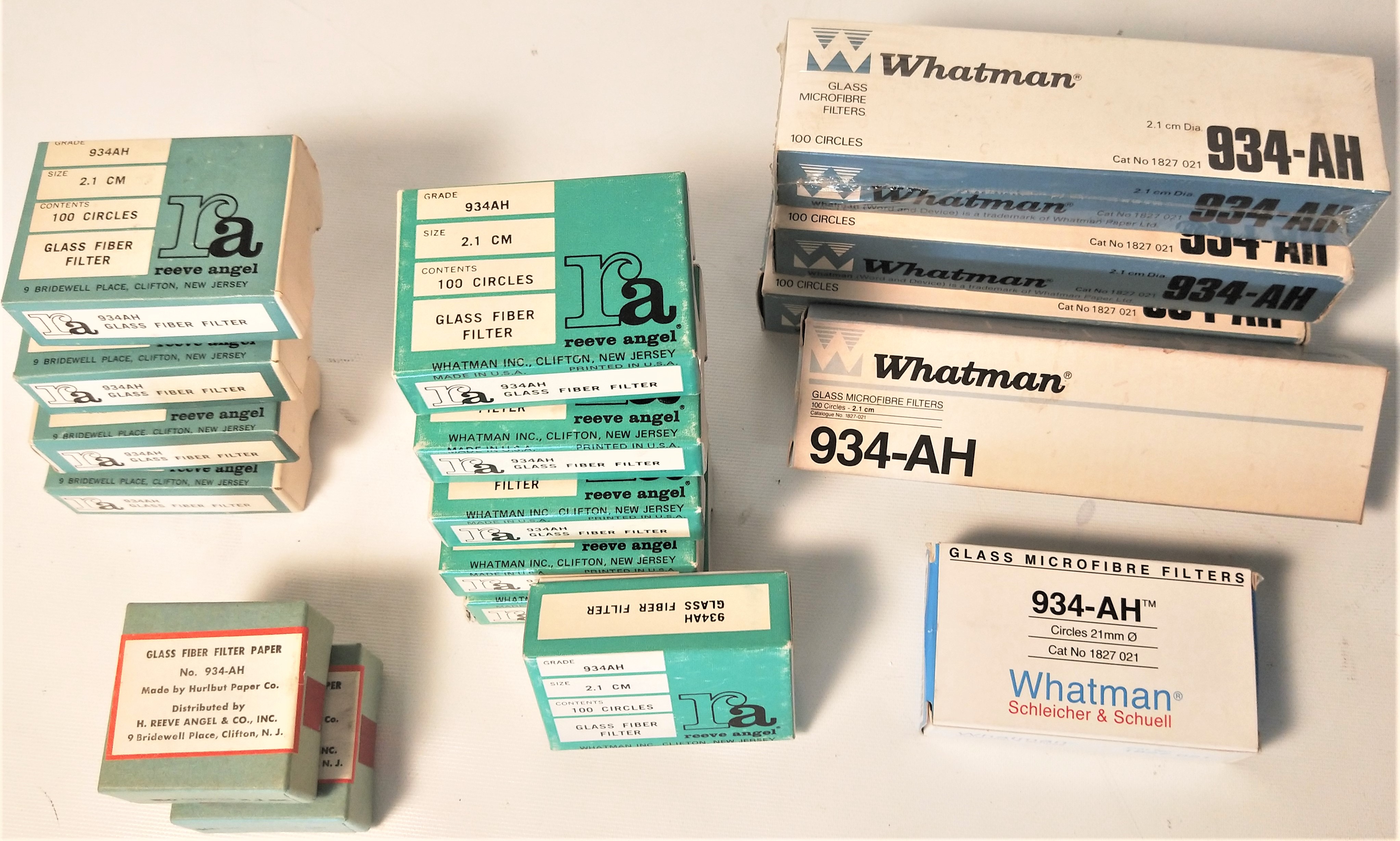 New Whatman 934-AH (1827-021) Glass Fiber Filter Paper - 21mm