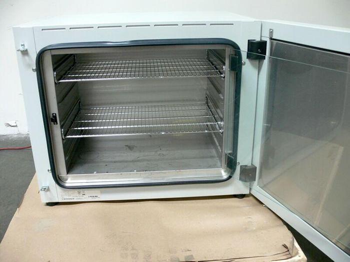 Used Binder 9010-0181 BD 115-UL 100°C Laboratory Microbiological Chamber 4.1 Cu. Ft.