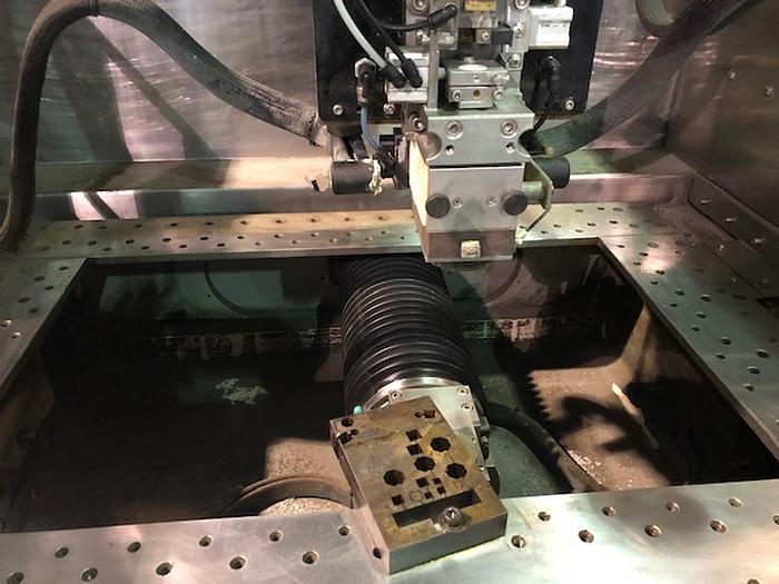 Used 2006 Makino SP64 Wire EDM