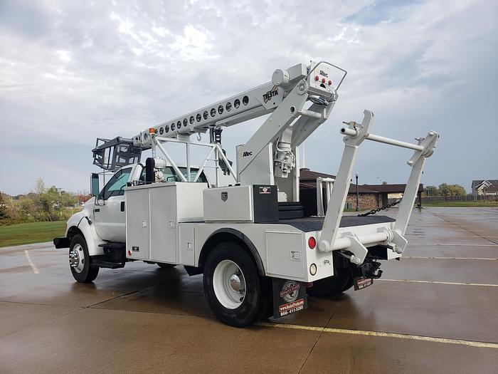 Used Very nice 2006 Ford F750 Altec Telsta T40C Cable Placer Bucket Truck. LOW MILES! Trusted Seller!