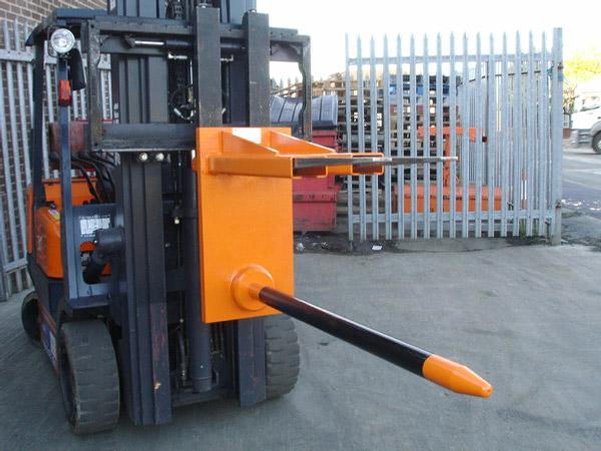 Carpet Pole Attachment
