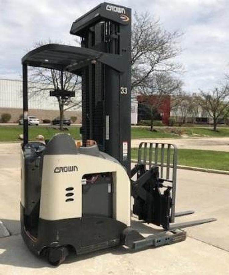 Used 2006 Crown NRD5200 Double Reach