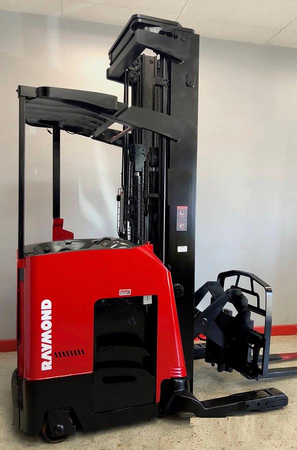 Used 2008 Raymond 7400 R45TT Reach Truck