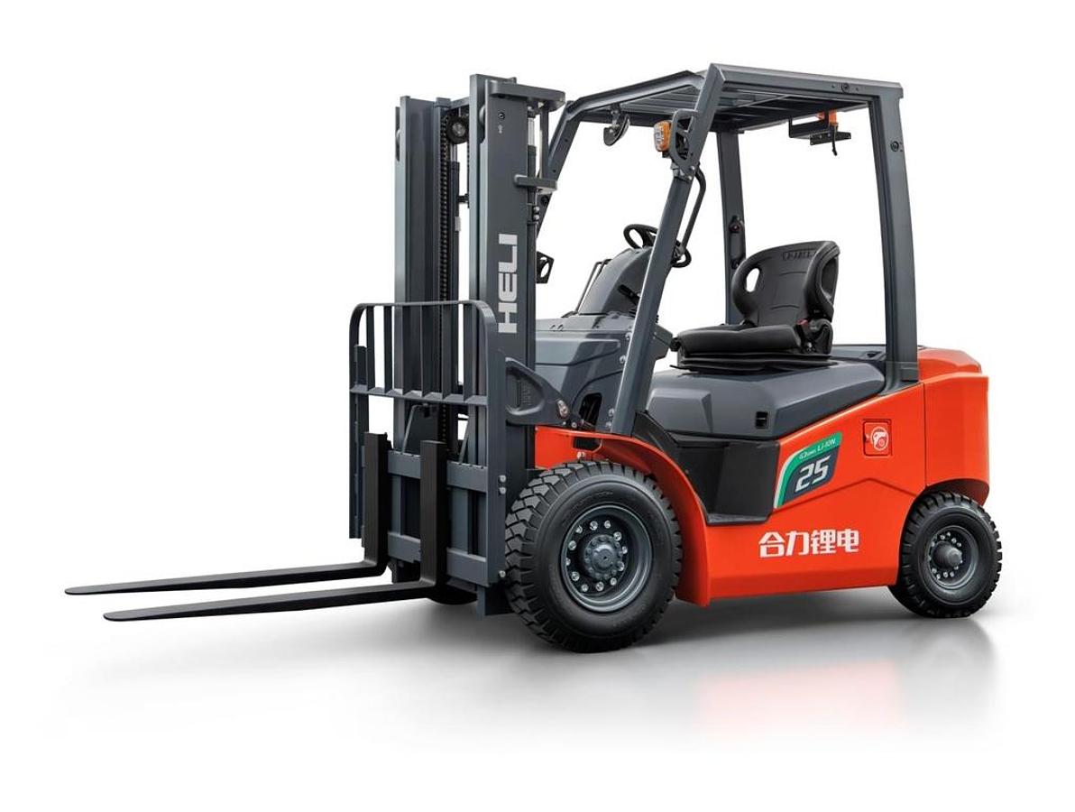 Used New HELI CPD30-D11LIG2-P Pneumatic Tire Electric Forklift
