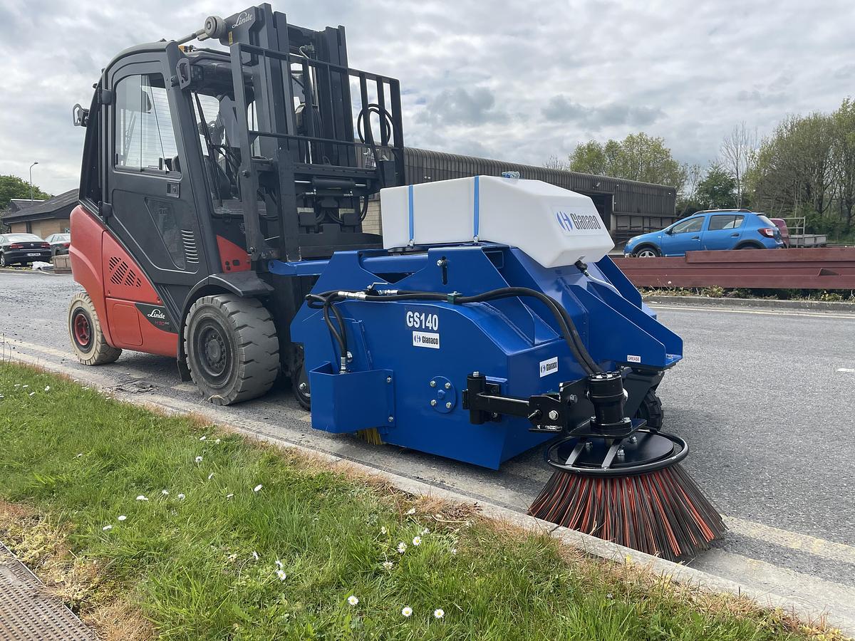 Glanaco GS170 Heavy-Duty Sweeper Attachment