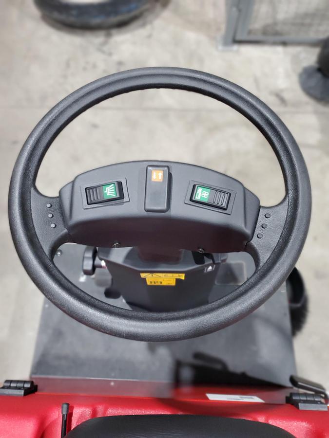 RCM SLALOM E Sweeper
