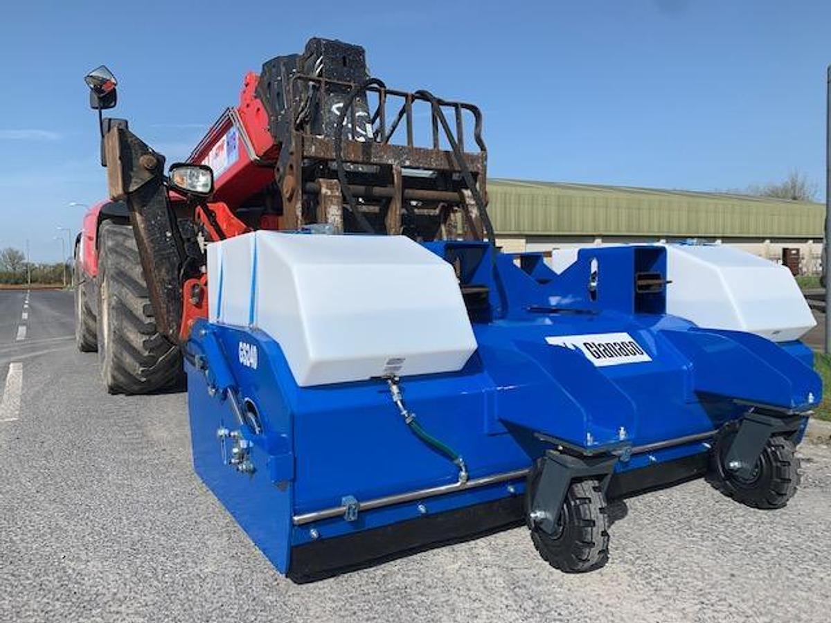 GS240 - Loaders & Telehandlers