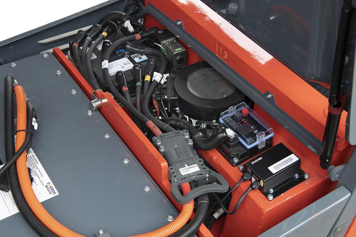 HELI LITHIUM 3-WHEEL “ULTRA-COMPACT” ELECTRIC - CPD Series