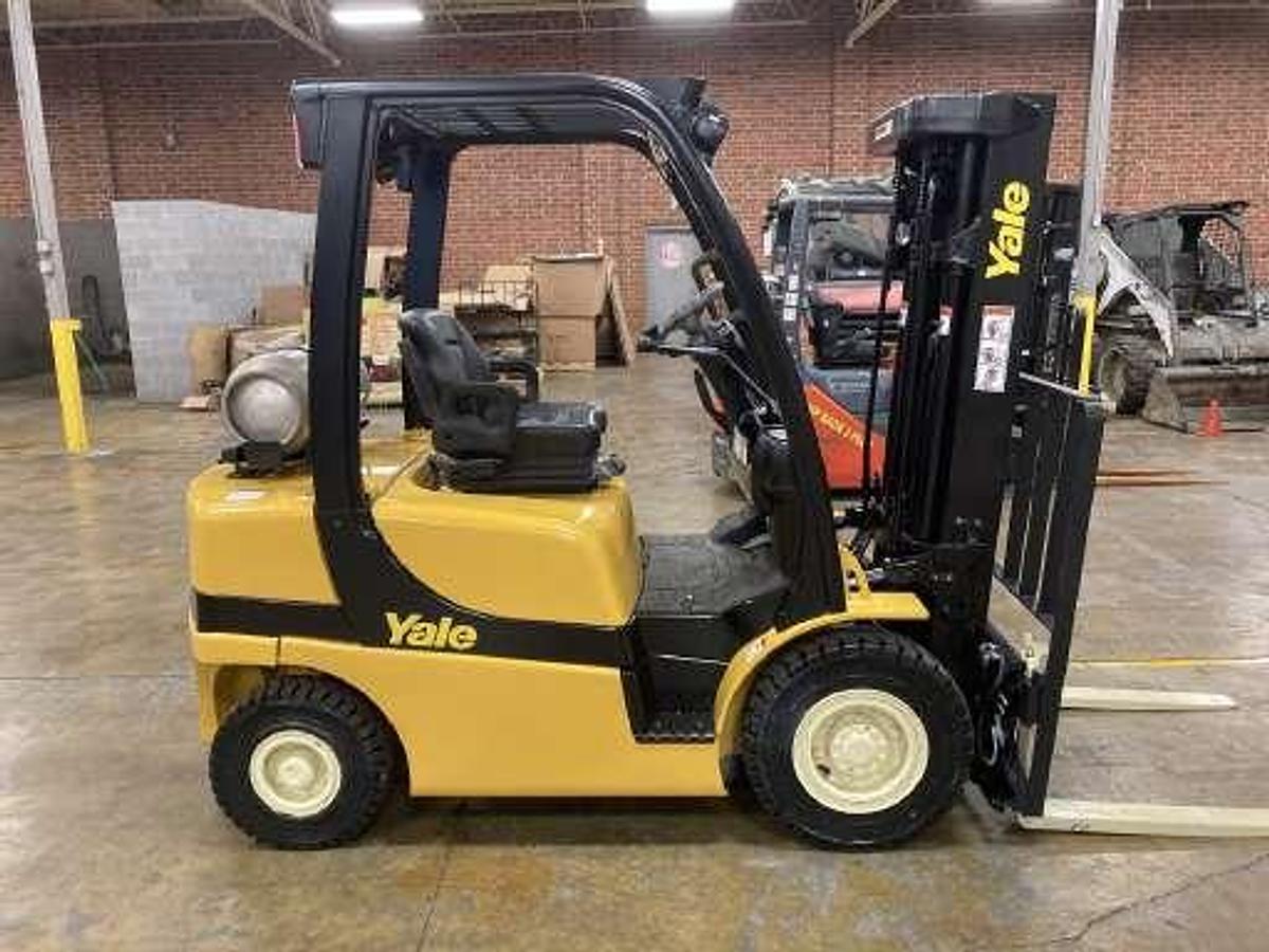 Used 2017 Yale GLP050 Pneumatic Tire Forklift