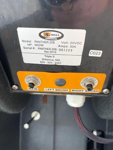 Refurbished VIPER FANG 20 FLOOR SCRUBBER (REFURBISHED) 