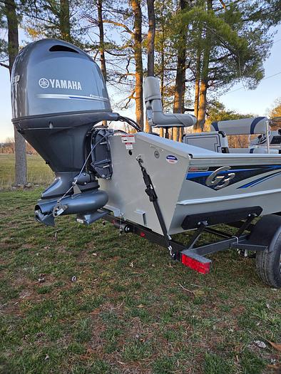 2025 G3 18CCJ DLX Sea Dek