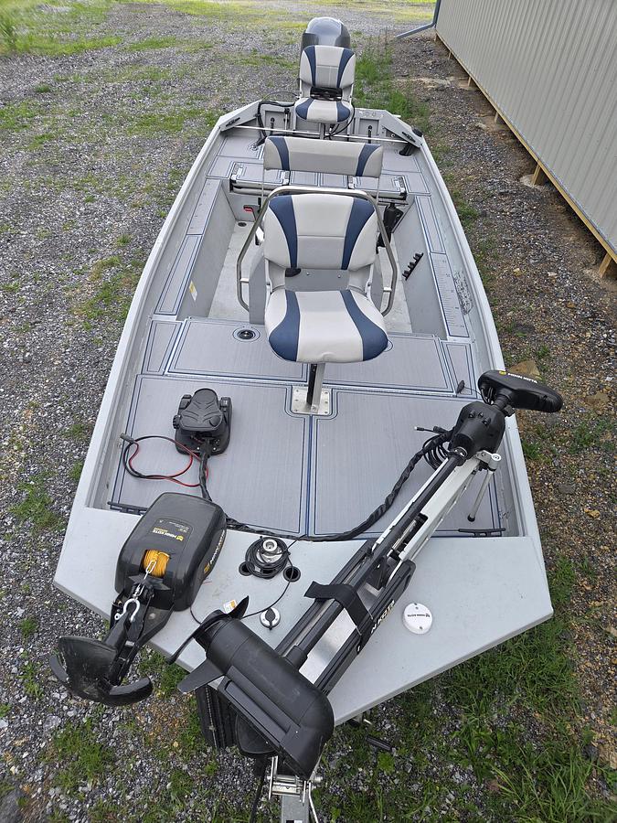 Used 2023 G3 18CCJ DLX, Sea Dek