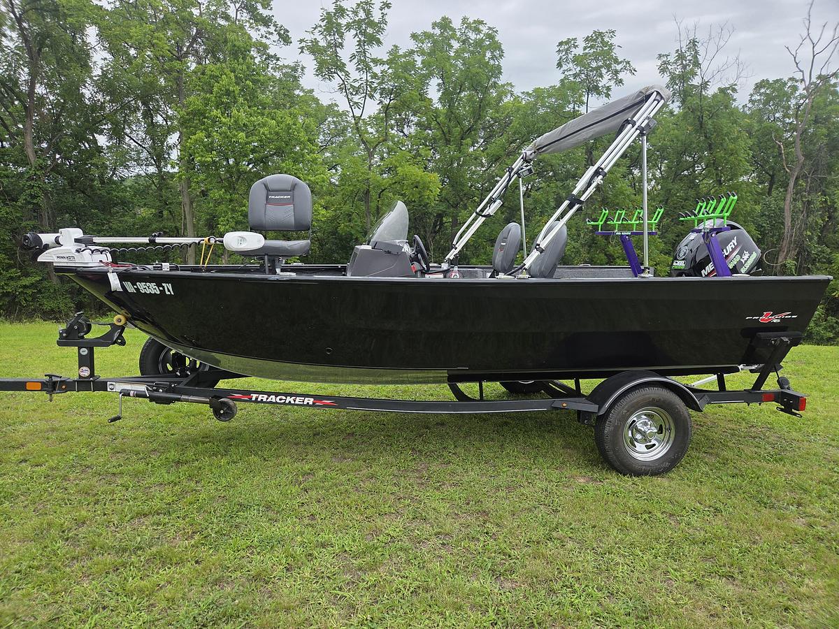 Used 2023 Bass Tracker Pro Guide V16SC