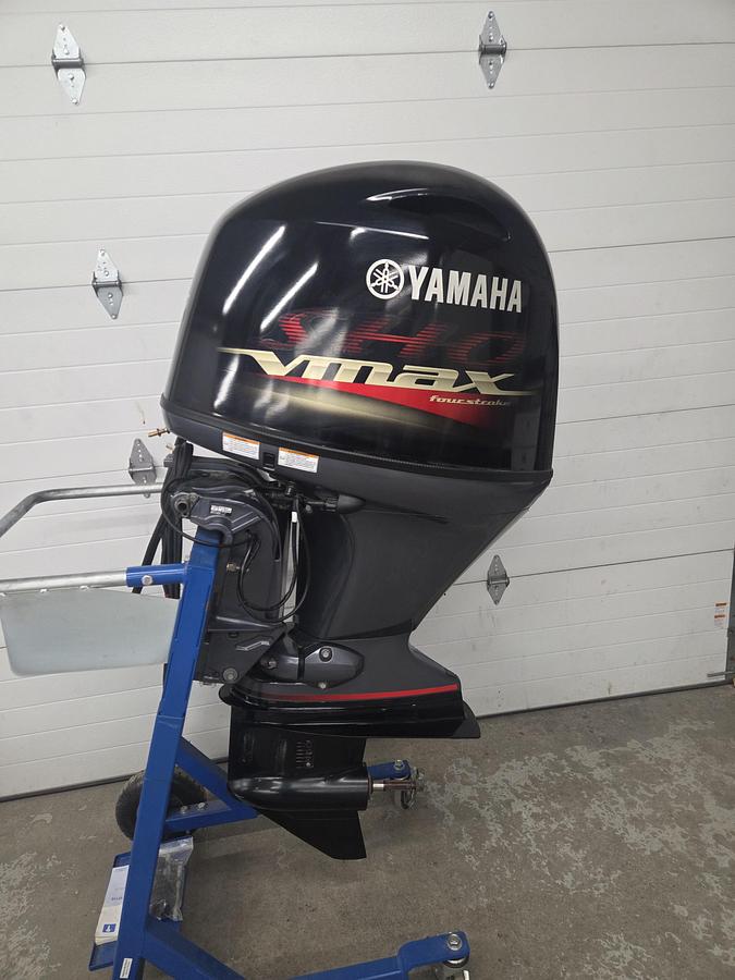 Used Yamaha VF115LA