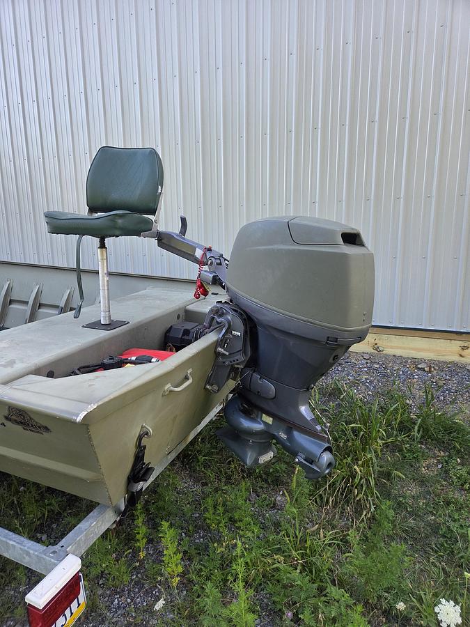 Used 2005 Bass Tracker 1754AWL