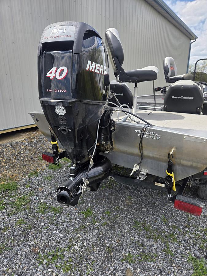 Used 2008 Bass Tracker Pro Team 170TX