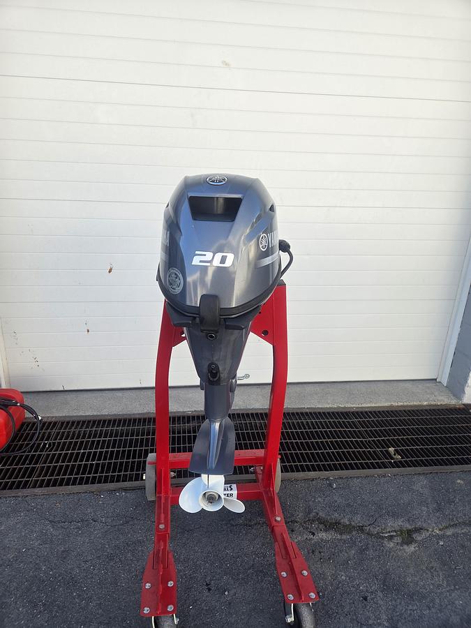 Used Yamaha F20SMHA