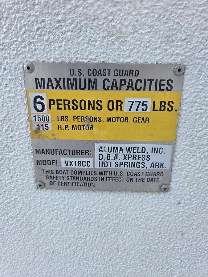 Used 2004 Xpress VX18CC