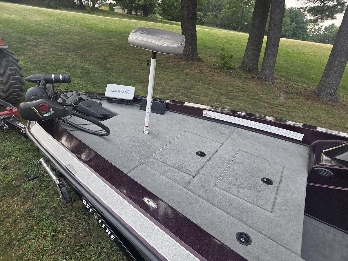 Used 2008 Phoenix 286 Pro Vee XT Bee Line