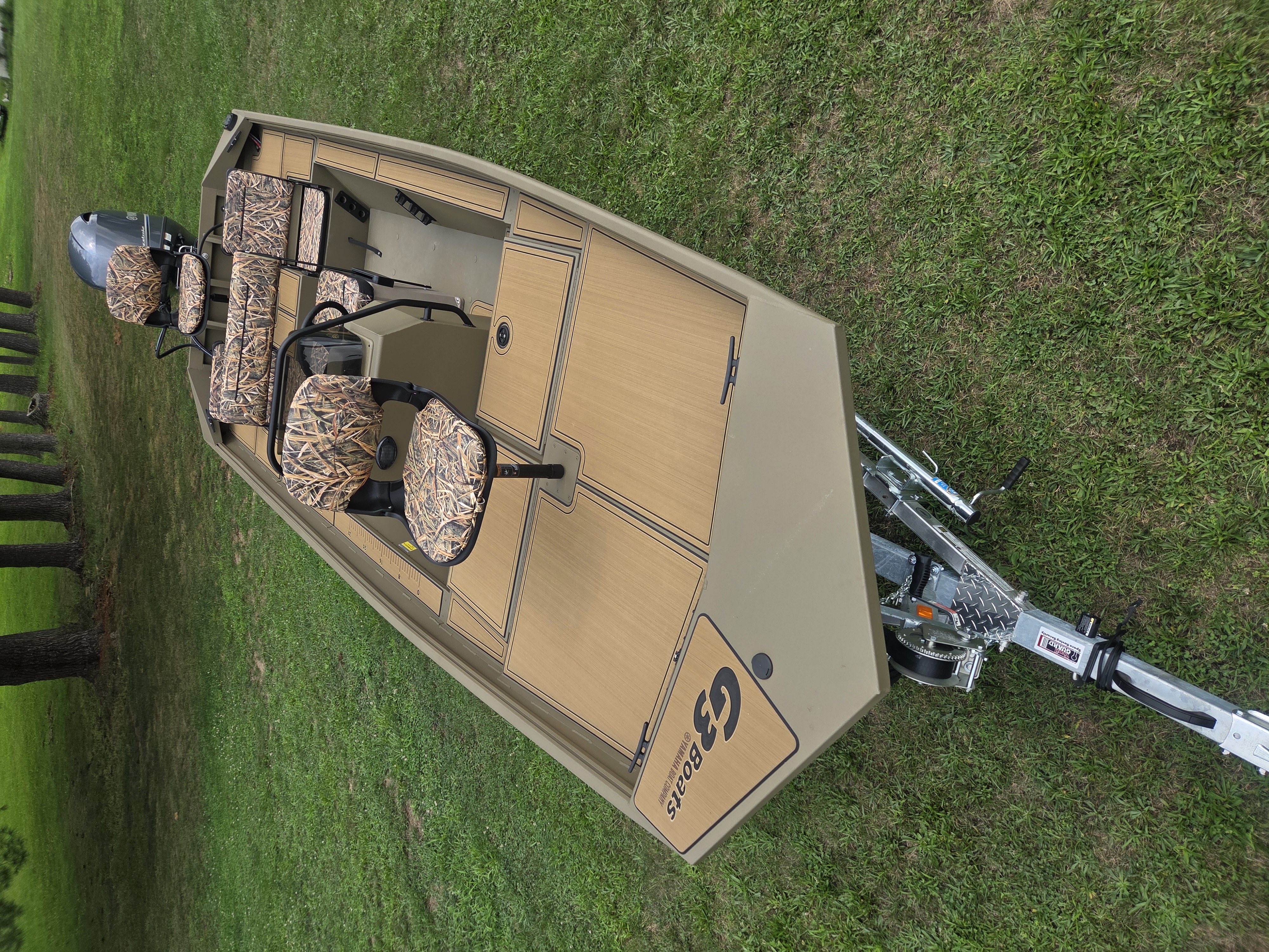 2027 G3 18CCJ Desert Brown, Sea Dek