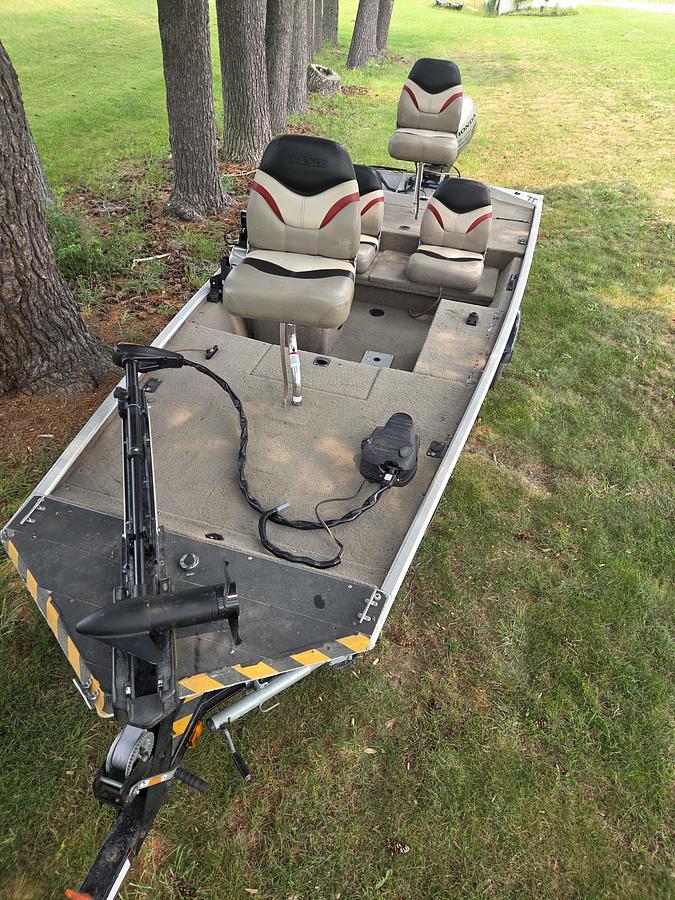 Used 2003 Bass Tracker Pro Team 165