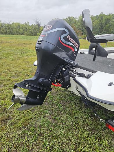 Used 1999 Stratos 283 Vindicator