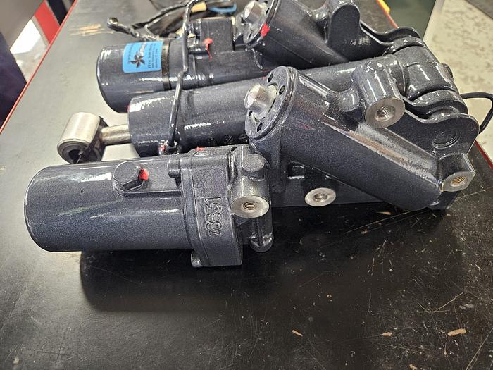 Refurbished Yamaha 69J-43800-00-4D Power Trim and Tilt Assembly