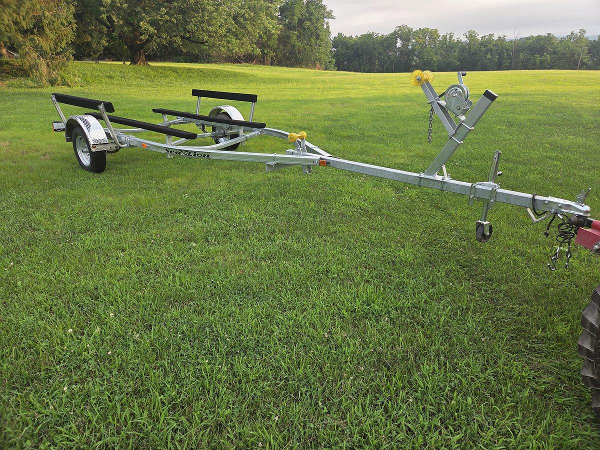 2023 Sea Lion S-18-2200