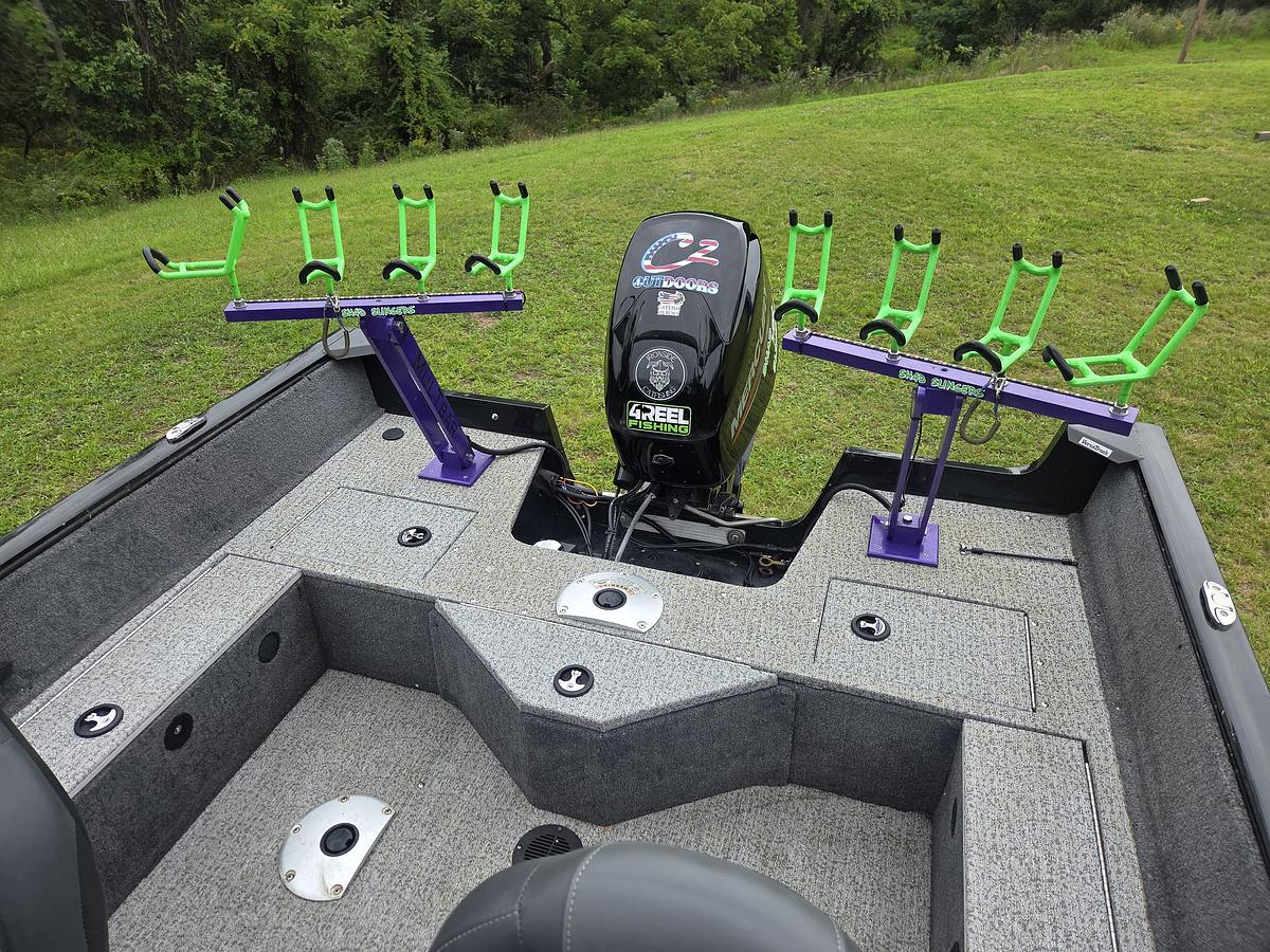 Used 2023 Bass Tracker Pro Guide V16SC