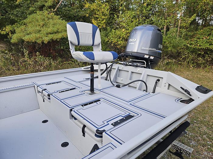 2025 G3 18CCJ DLX Sea Dek