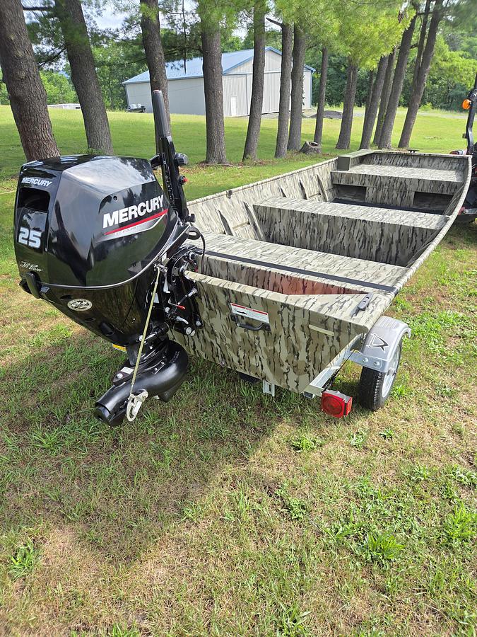 Used 2025 Smoker Craft 1448