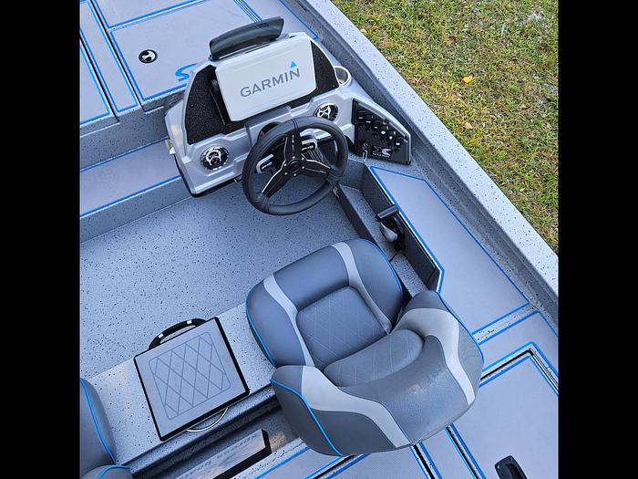 Used 2023 Xpress H18