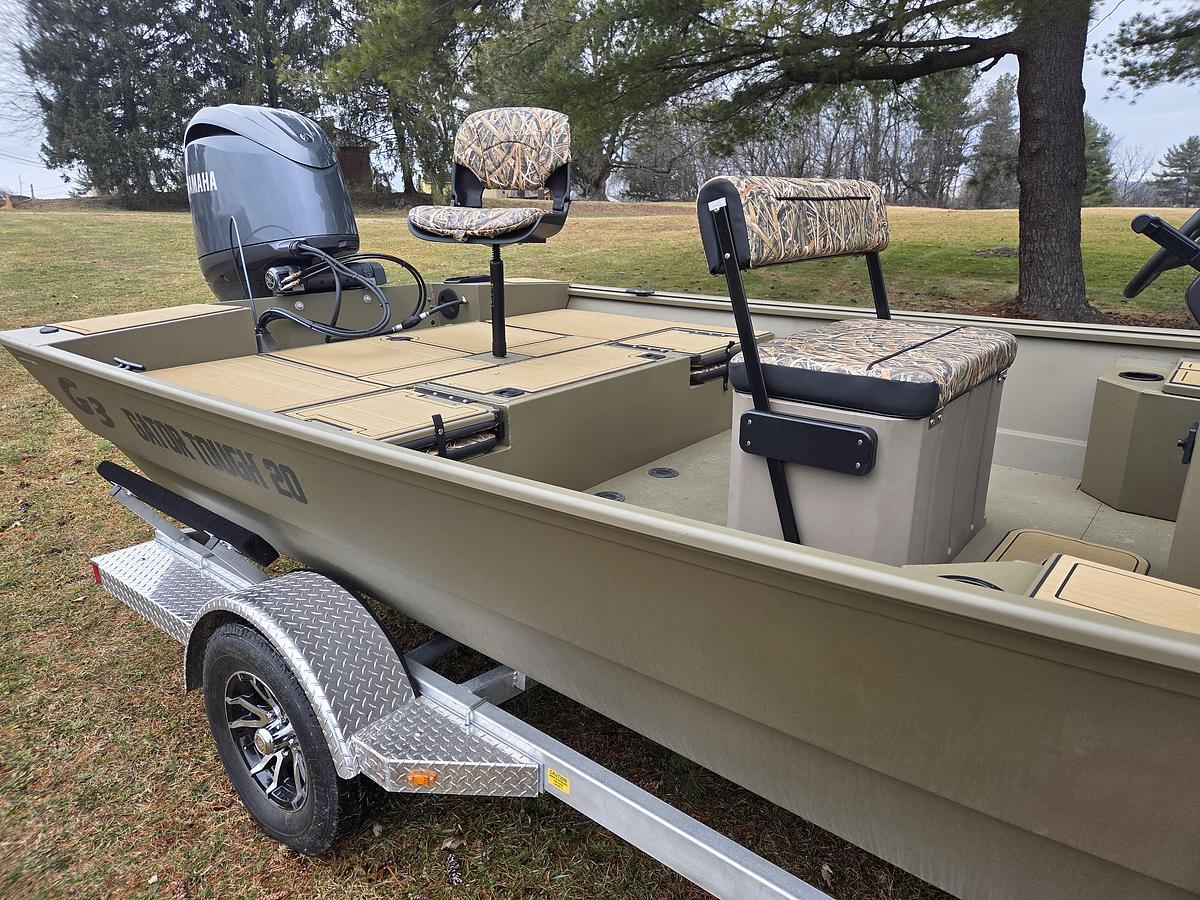 2026 G3 20CCJ Desert Brown, Sea Dek