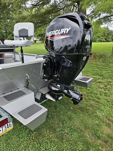 Used 2024 Crestliner C166FC