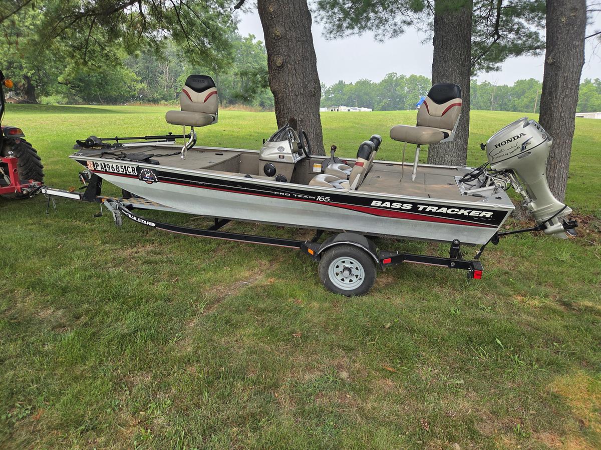 Used 2003 Bass Tracker Pro Team 165