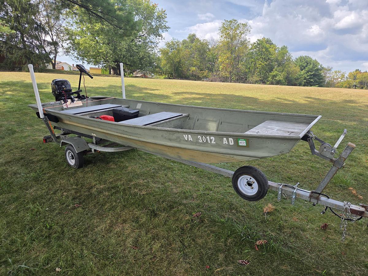 Used 1990 Grumman 1437LWT