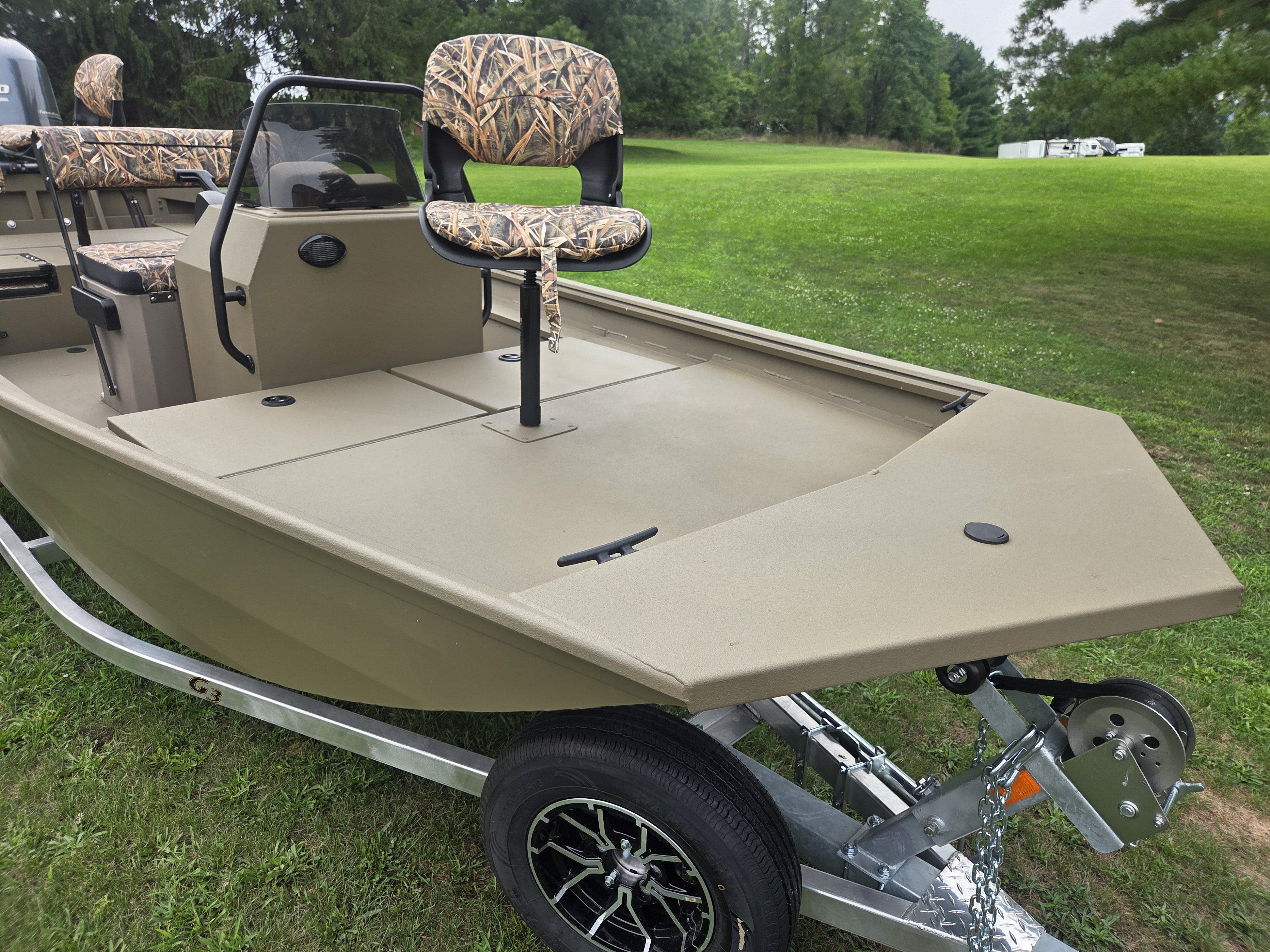 2027 G3 18CCJ Desert Brown