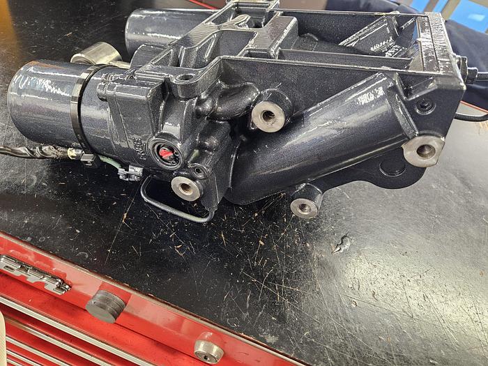 Refurbished Yamaha 69J-43800-00-4D Power Trim and Tilt Assembly