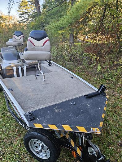 Used 2003 Bass Tracker Pro Team 165