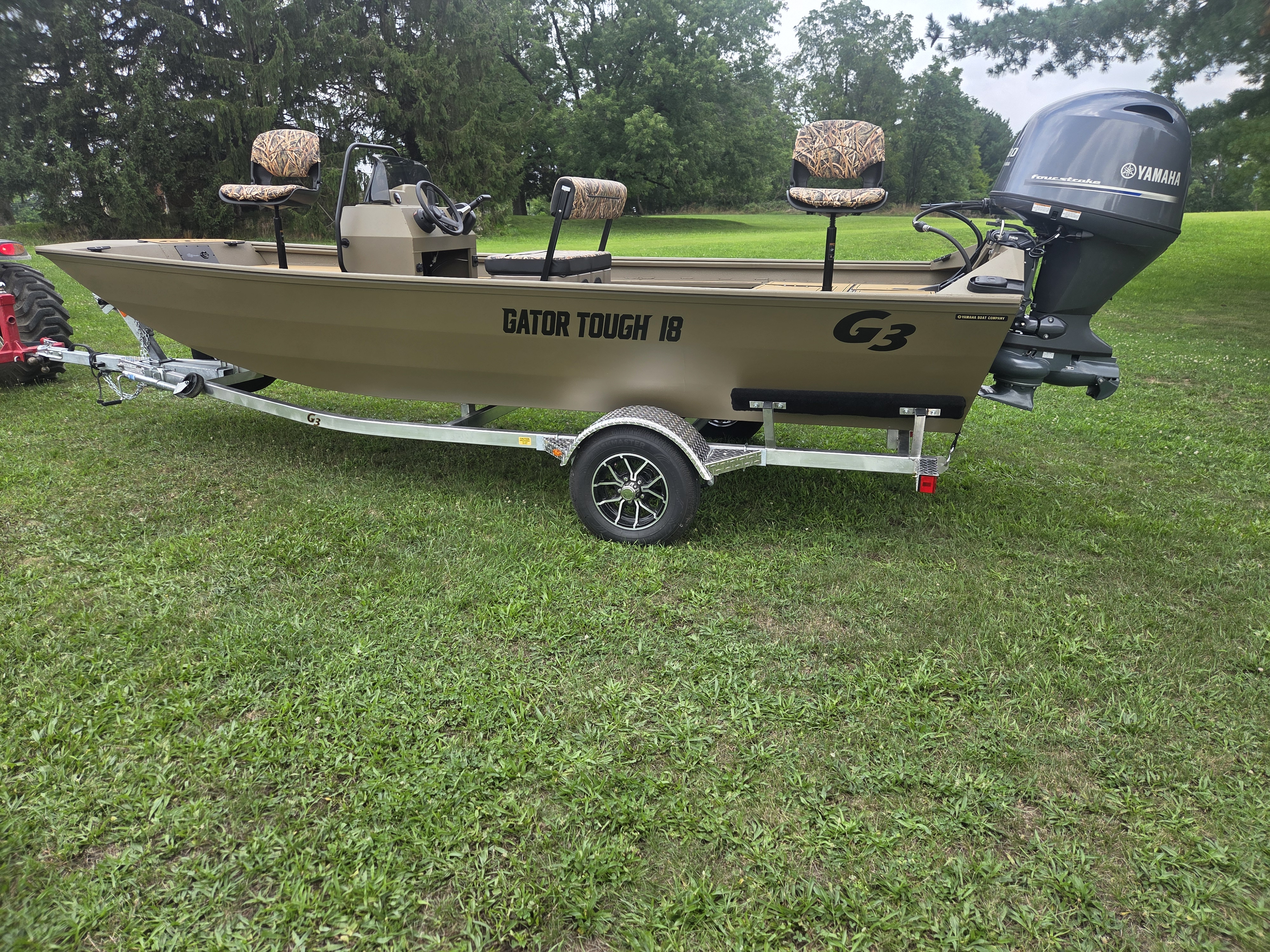 2027 G3 18CCJ Desert Brown, Sea Dek