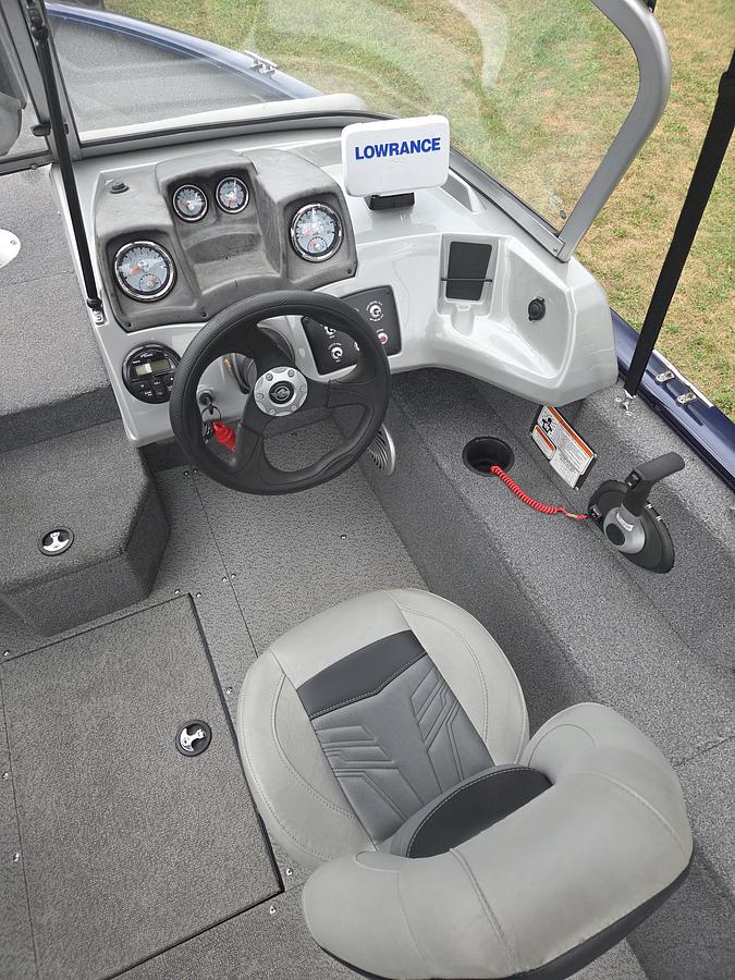 Used 2019 Bass Tracker Pro Guide V175