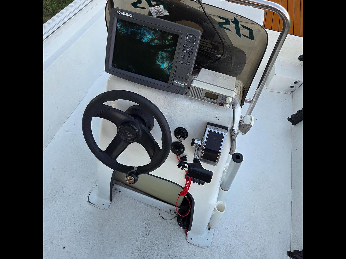 Used 2004 Xpress VX18CC