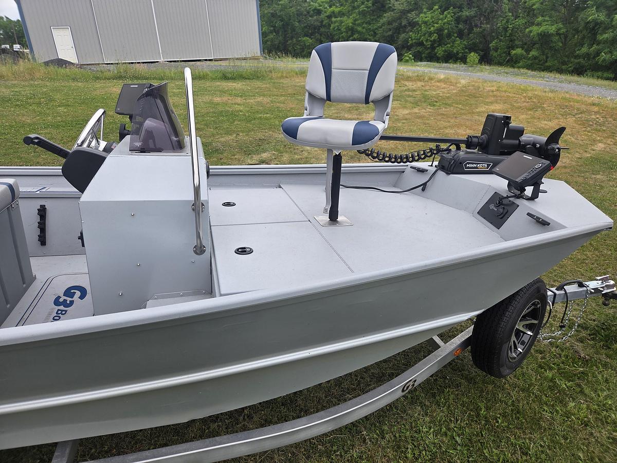 Used 2025 G3 17CCJ DLX