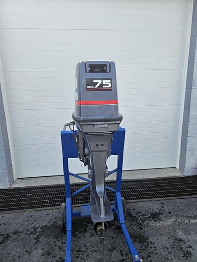 Used 1996 Yamaha C75