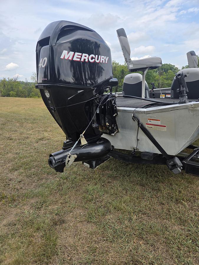 Used 2010 Triton Storm 16