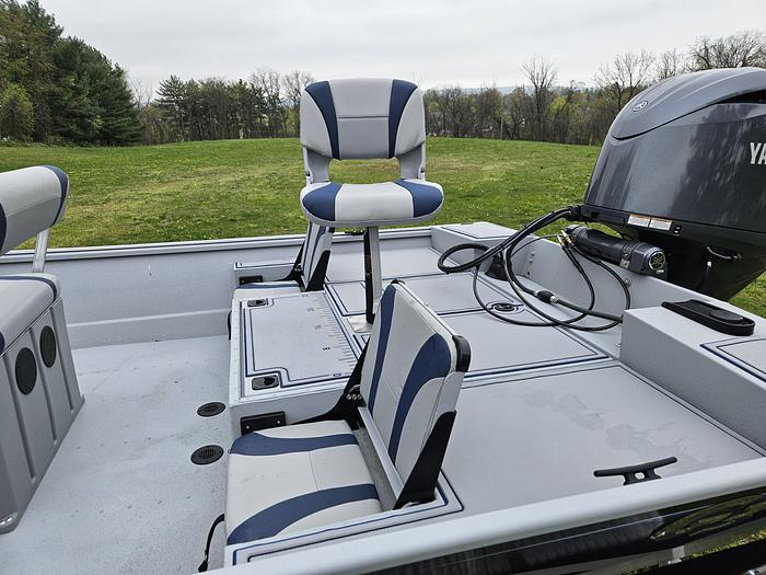 2024 G3 20CCJ DLX Sea Dek