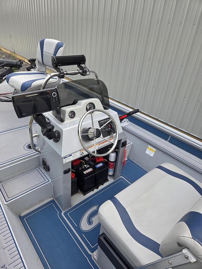 Used 2023 G3 18CCJ DLX, Sea Dek